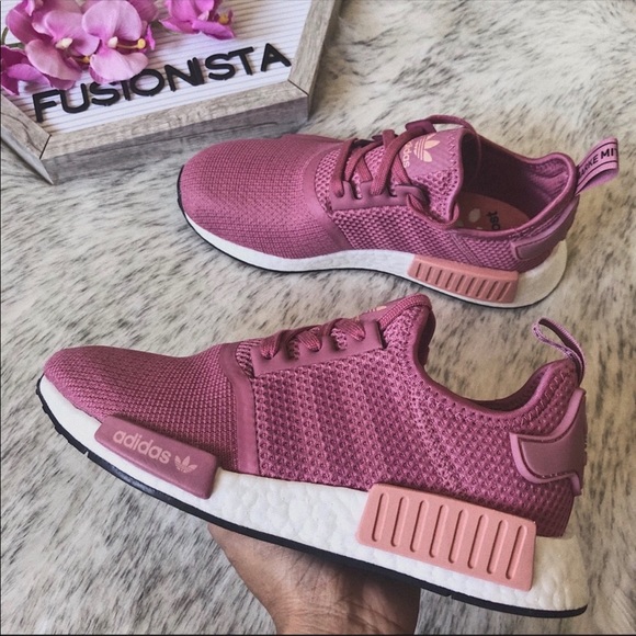 NWT ❤️ Rare Adidas NMD R1 Dusty Rose 🌹 - Picture 2 of 8
